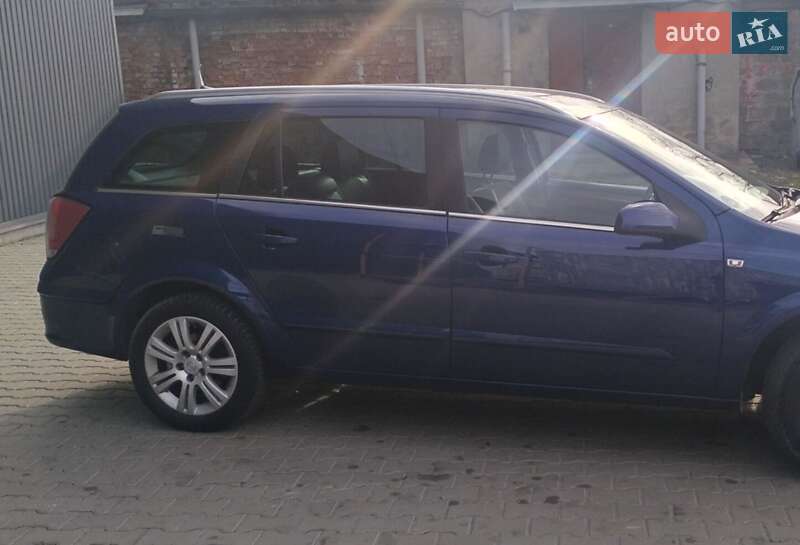 Универсал Opel Astra 2009 в Белой Церкви