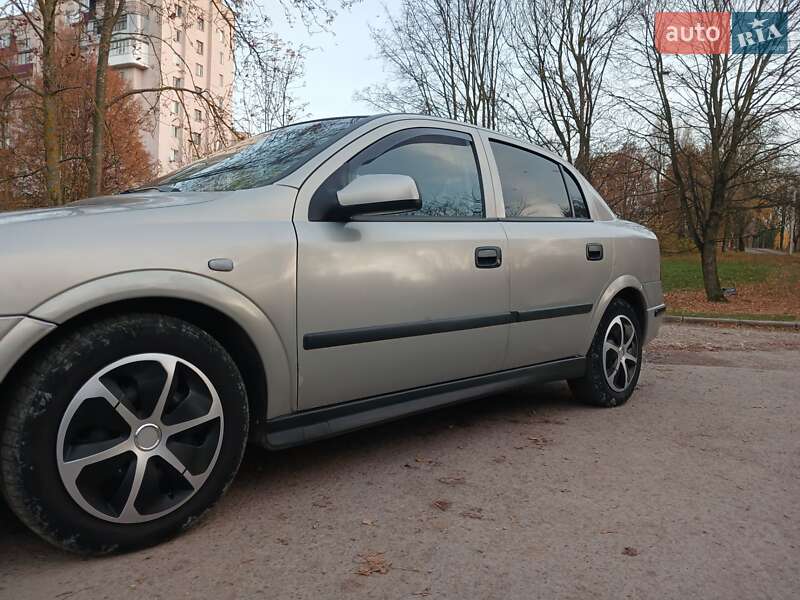 Седан Opel Astra 2007 в Тернополе фото 6 Седан Opel Astra 2007 в Тернополе