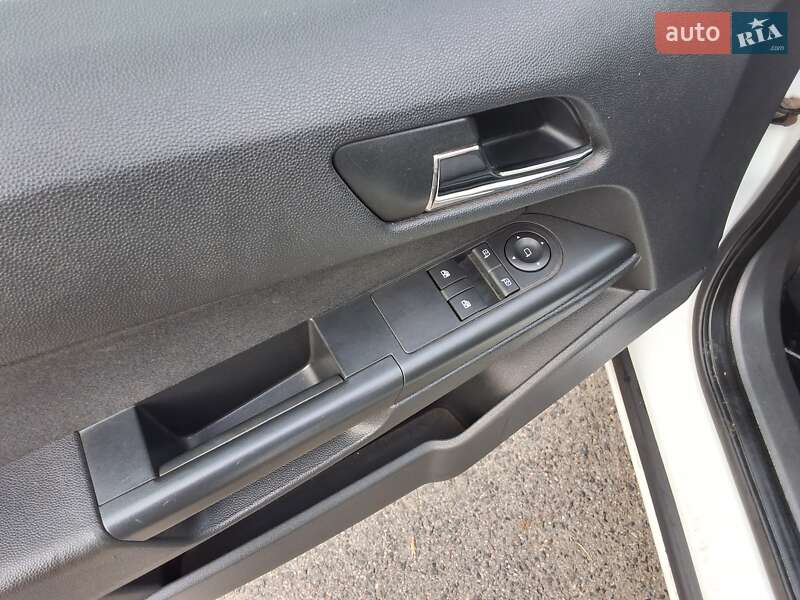 Универсал Opel Astra 2011 в Хороле фото 23 Универсал Opel Astra 2011 в Хороле