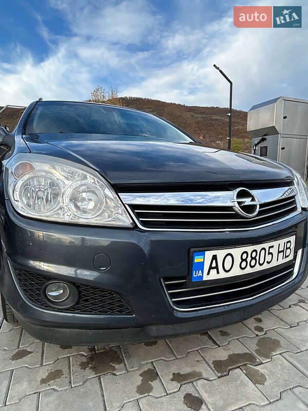 Универсал Opel Astra 2009 в Виноградове фото 15 Универсал Opel Astra 2009 в Виноградове