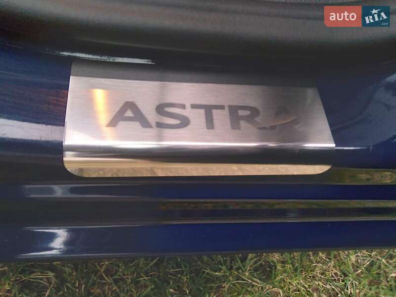 Универсал Opel Astra 2015 в Осии фото 13 Универсал Opel Astra 2015 в Осии