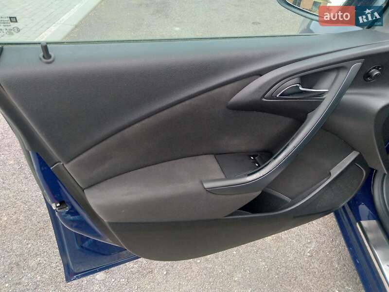 Универсал Opel Astra 2015 в Осии фото 9 Универсал Opel Astra 2015 в Осии