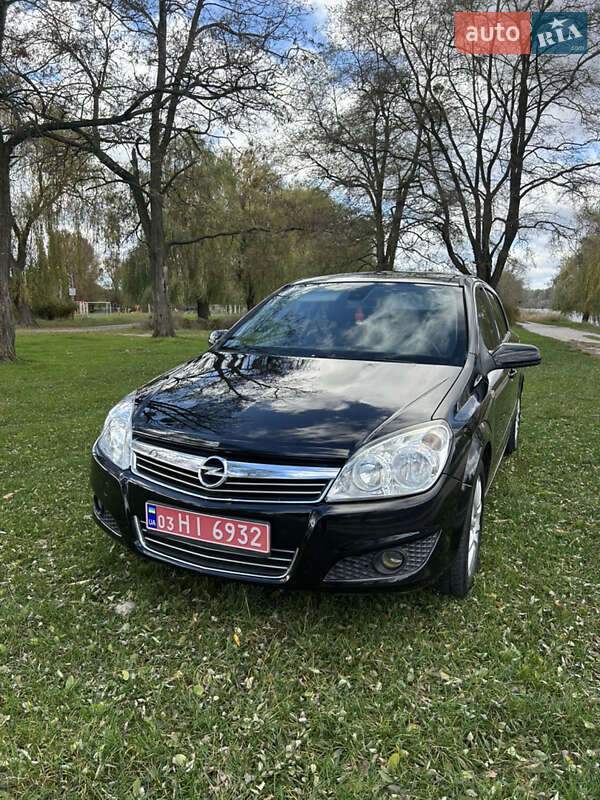 Хэтчбек Opel Astra 2009 в Белой Церкви