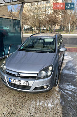 Универсал Opel Astra 2005 в Одессе