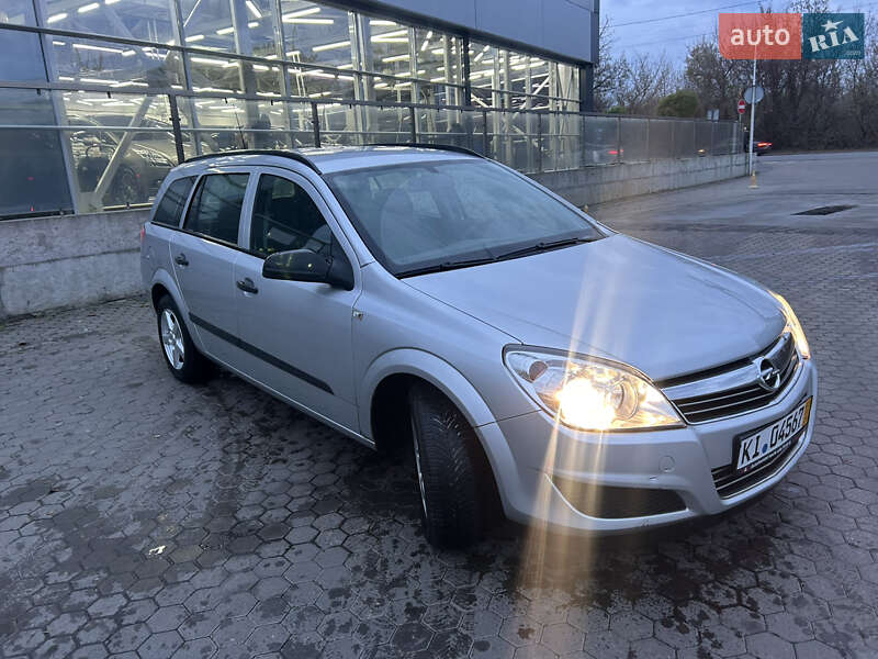 Универсал Opel Astra 2009 в Луцке фото 3 Универсал Opel Astra 2009 в Луцке
