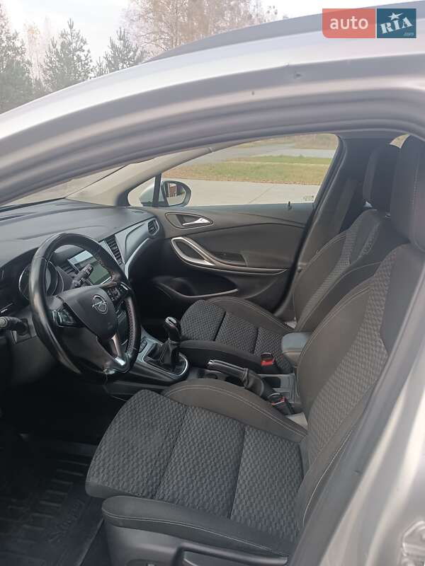 Универсал Opel Astra 2018 в Славуте