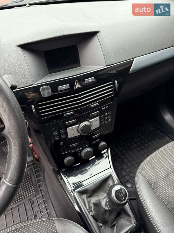 Универсал Opel Astra 2008 в Одессе