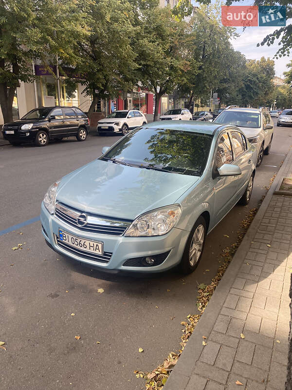 Седан Opel Astra 2009 в Кременчуці фото 3 Седан Opel Astra 2009 в Кременчуці