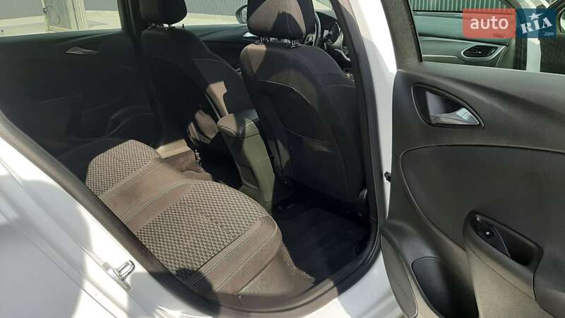 Універсал Opel Astra 2019 в Хмельницькому