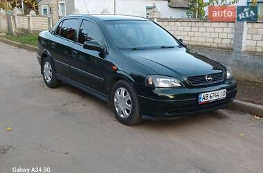 Седан Opel Astra 2002 в Новой Одессе
