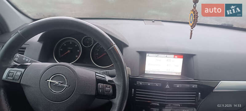 Универсал Opel Astra 2009 в Киеве