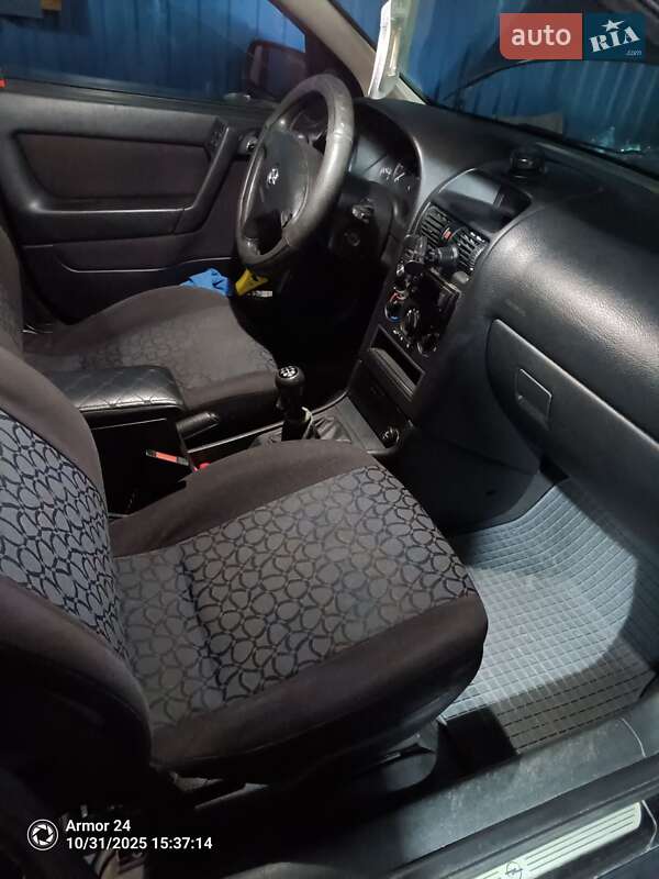 Универсал Opel Astra 2000 в Житомире