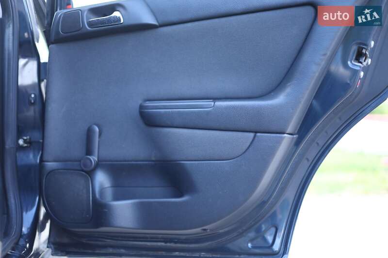 Универсал Opel Astra 2002 в Жмеринке