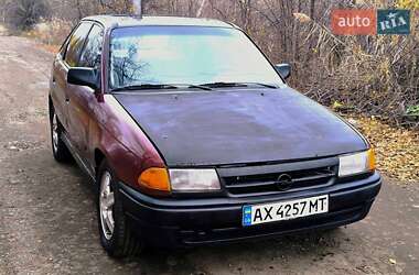 Хэтчбек Opel Astra 1992 в Синельниково