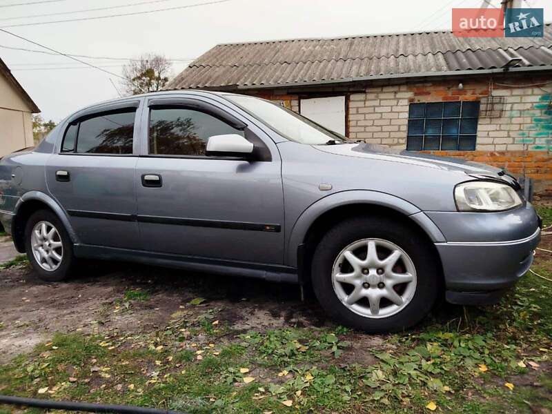 Седан Opel Astra 2008 в Харкові фото 3 Седан Opel Astra 2008 в Харкові
