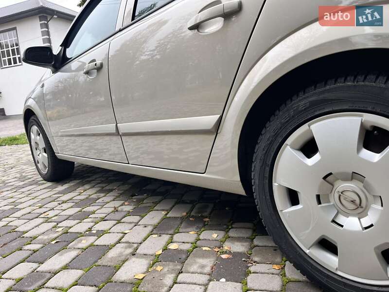 Хетчбек Opel Astra 2006 в Білій Церкві фото 25 Хетчбек Opel Astra 2006 в Білій Церкві