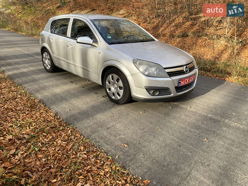 Седан Opel Astra 2006 в Долині фото Седан Opel Astra 2006 в Долині