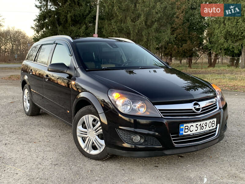 Универсал Opel Astra 2007 в Дрогобыче