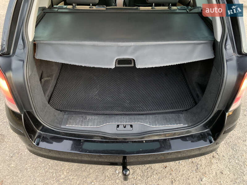 Универсал Opel Astra 2007 в Дрогобыче