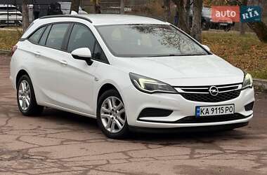Універсал Opel Astra 2018 в Чернігові