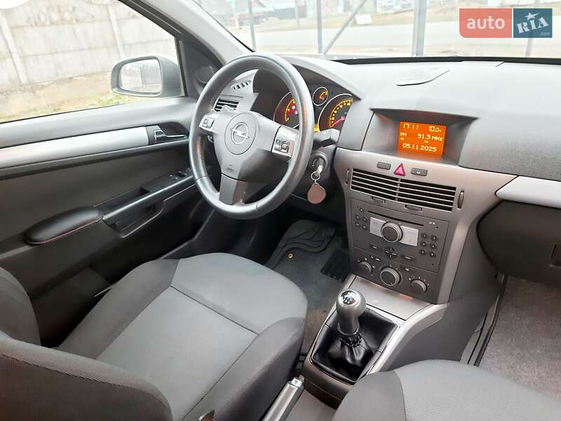 Хэтчбек Opel Astra 2007 в Снятине фото 29 Хэтчбек Opel Astra 2007 в Снятине