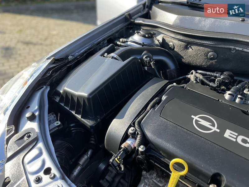 Универсал Opel Astra 2009 в Луцке фото 59 Универсал Opel Astra 2009 в Луцке