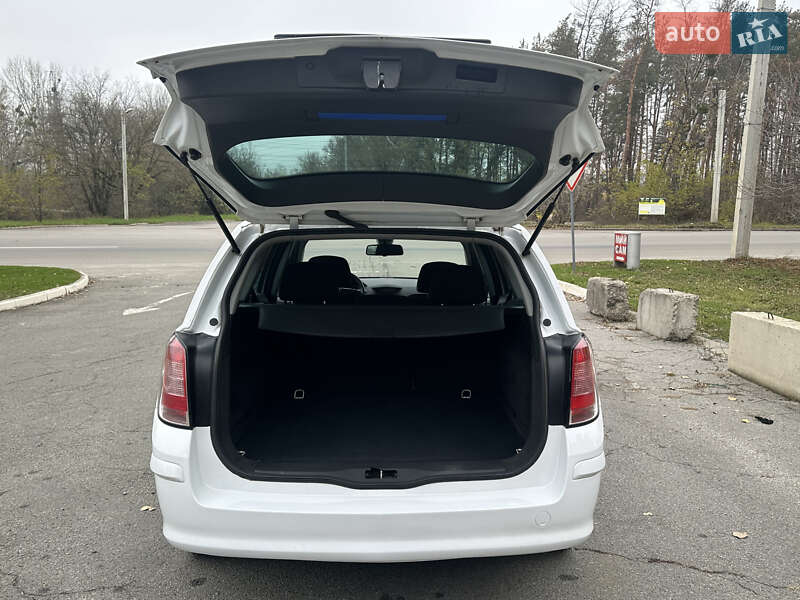 Универсал Opel Astra 2010 в Харькове фото 18 Универсал Opel Astra 2010 в Харькове