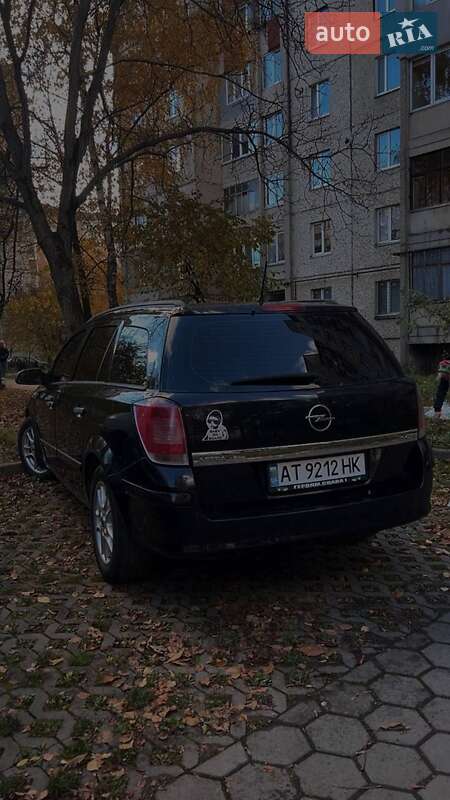 Универсал Opel Astra 2006 в Ивано-Франковске