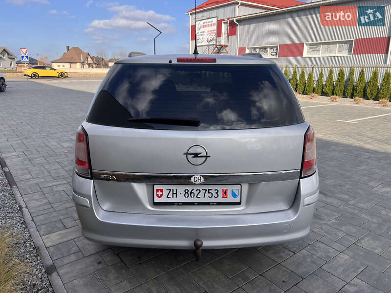 Универсал Opel Astra 2010 в Луцке фото 4 Универсал Opel Astra 2010 в Луцке