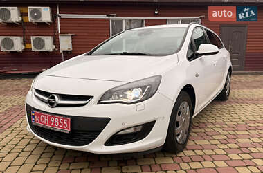 Универсал Opel Astra 2015 в Хмельницком