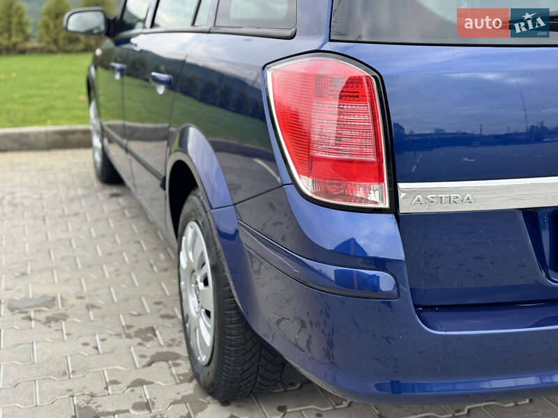 Універсал Opel Astra 2005 в Вінниці