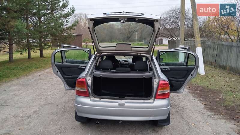 Хетчбек Opel Astra 2003 в Прилуках фото 12 Хетчбек Opel Astra 2003 в Прилуках