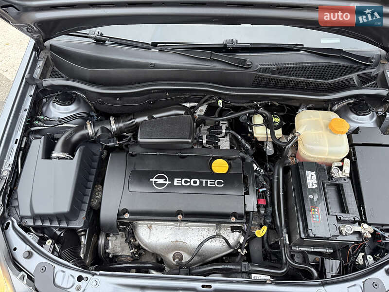 Хэтчбек Opel Astra 2005 в Краматорске