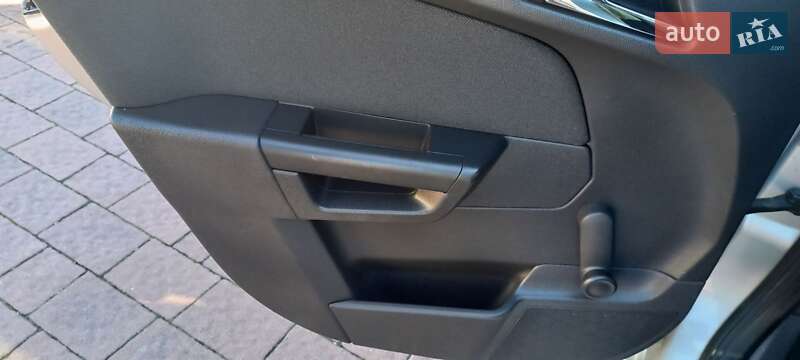 Хэтчбек Opel Astra 2011 в Трускавце