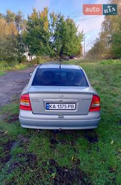 Седан Opel Astra 2007 в Кролевце