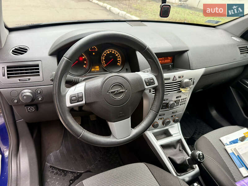 Хетчбек Opel Astra 2011 в Вінниці