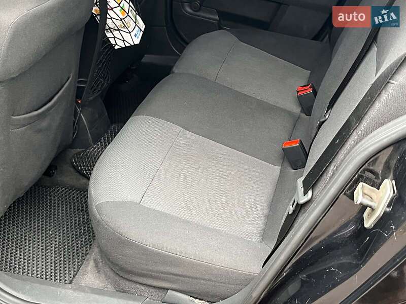 Универсал Opel Astra 2006 в Киеве