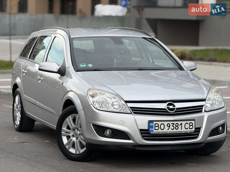 Универсал Opel Astra 2008 в Тернополе