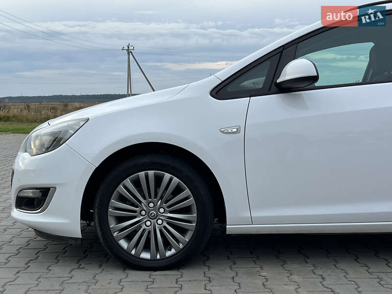 Универсал Opel Astra 2013 в Луцке фото 12 Универсал Opel Astra 2013 в Луцке