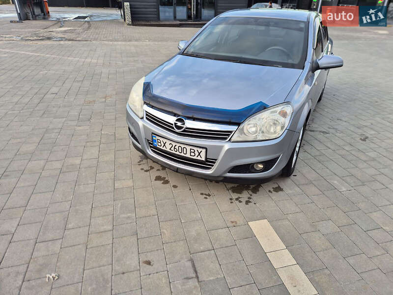 Седан Opel Astra 2008 в Каменец-Подольском