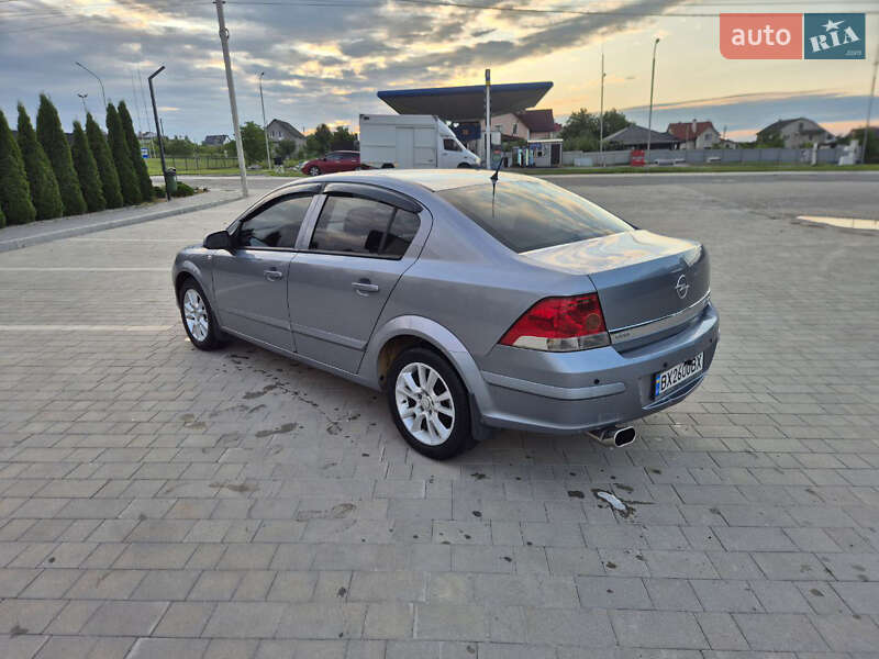 Седан Opel Astra 2008 в Каменец-Подольском