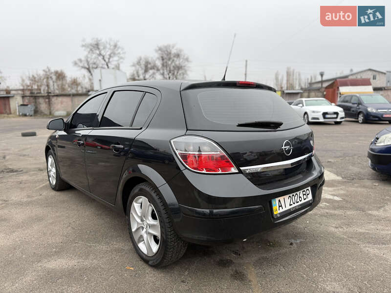 Хетчбек Opel Astra 2012 в Білій Церкві