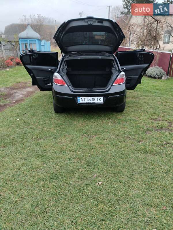Хэтчбек Opel Astra 2009 в Тернополе