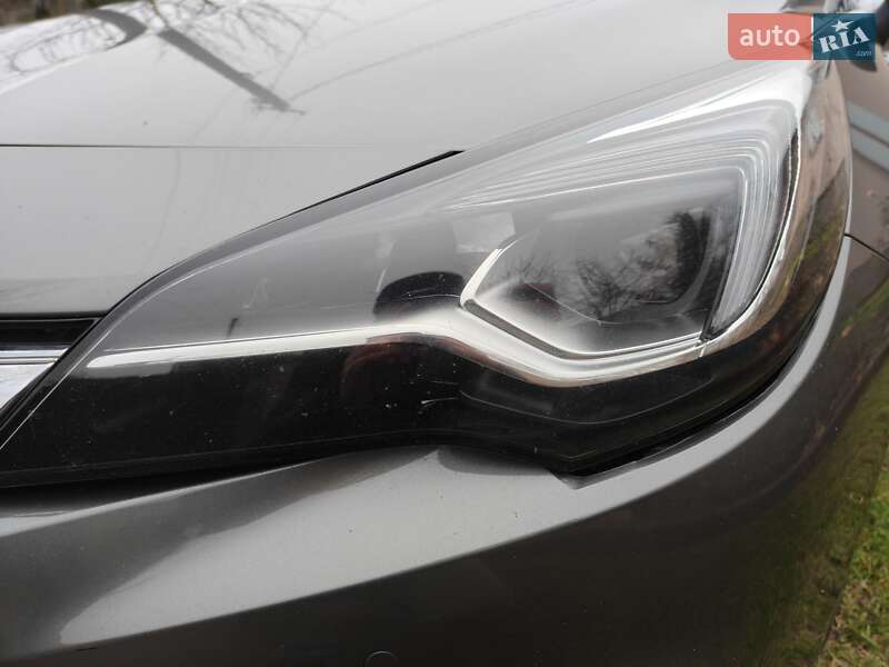 Універсал Opel Astra 2016 в Львові