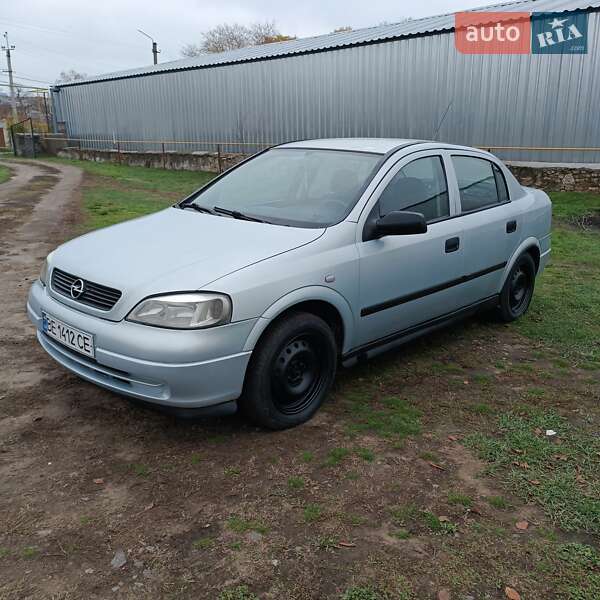Opel Astra 2004 Opel Astra 2004