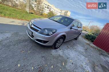 Универсал Opel Astra 2008 в Виннице