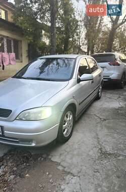 Хетчбек Opel Astra 2001 в Білгороді-Дністровському