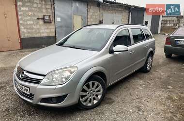 Универсал Opel Astra 2008 в Каменском