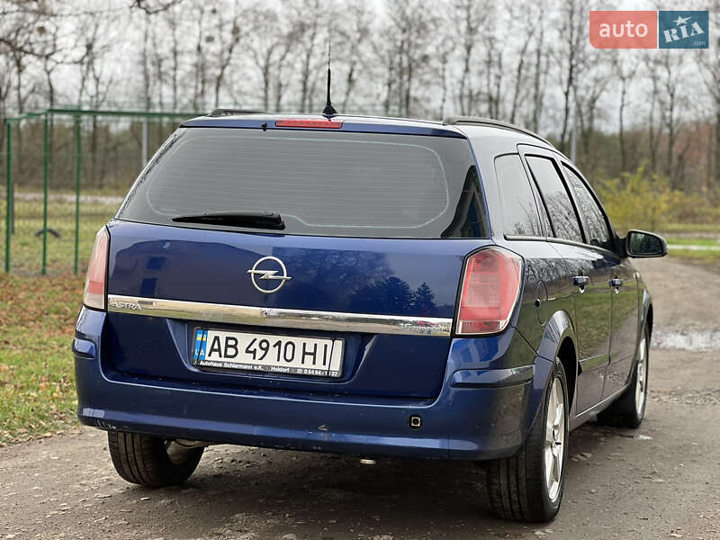 Універсал Opel Astra 2006 в Вапнярці