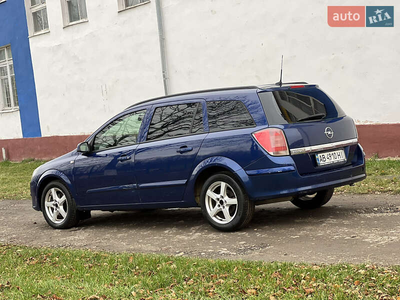 Універсал Opel Astra 2006 в Вапнярці